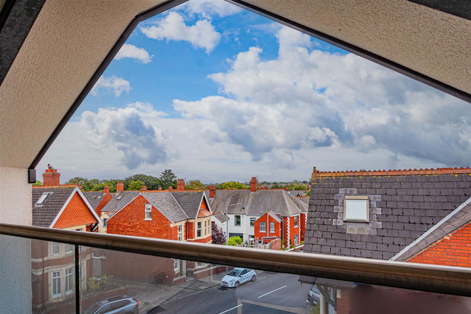 AMESBURY ROAD, PENYLAN, CARDIFF Jeffrey Ross Estate Agents